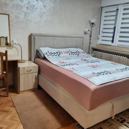 IVA centar Valjevo Exterior foto